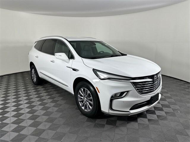 2022 Buick Enclave AWD Essence