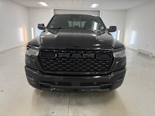 2025 RAM Ram 1500 RAM 1500 TRADESMAN CREW CAB 4X4 57 BOX