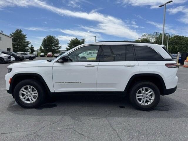 2025 Jeep Grand Cherokee Laredo 4x4