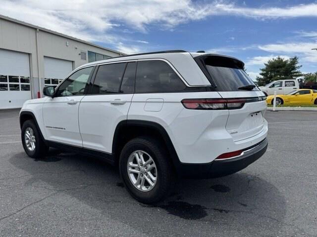 2025 Jeep Grand Cherokee Laredo 4x4