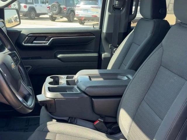 2023 Chevrolet Silverado 1500 4WD Crew Cab Standard Bed LT