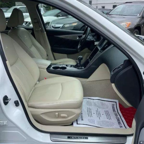 2014 INFINITI Q50 Premium
