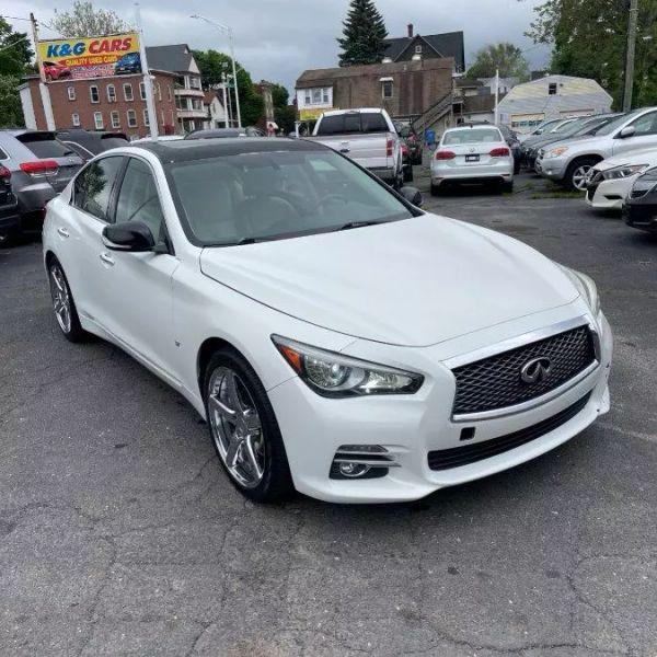 2014 INFINITI Q50 Premium