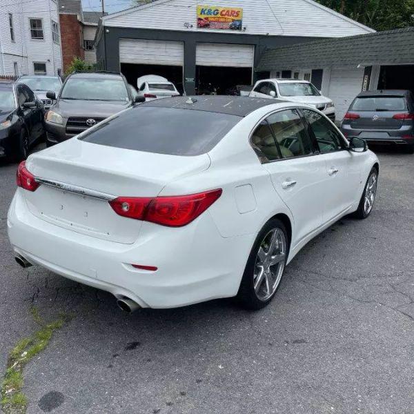 2014 INFINITI Q50 Premium