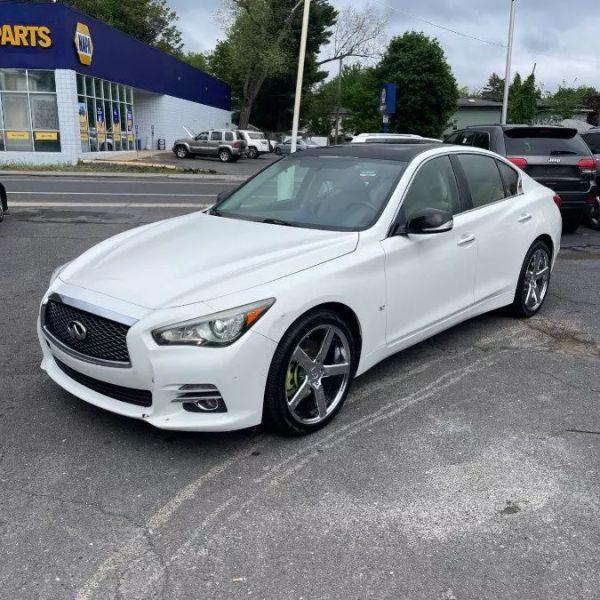 2014 INFINITI Q50 Premium
