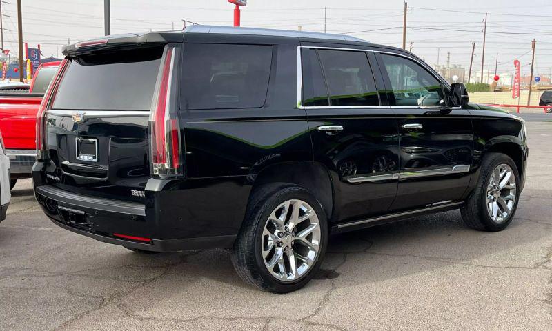 2017 Cadillac Escalade Platinum
