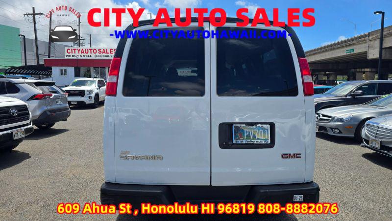 2022 GMC Savana Passenger RWD 2500 Regular Wheelbase LS