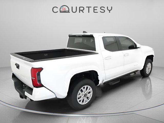 2025 Toyota Tacoma SR5 4WD