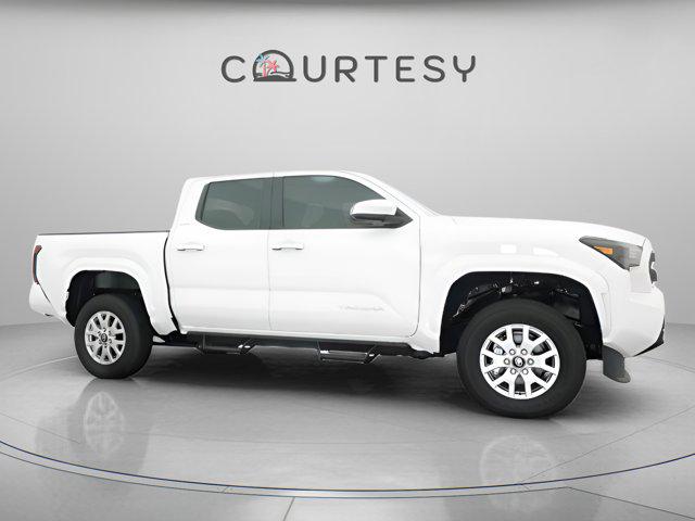 2025 Toyota Tacoma SR5 4WD