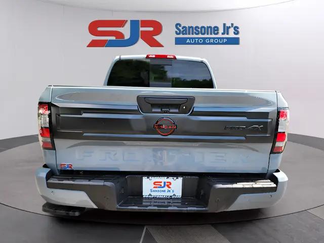 2025 Nissan Frontier Crew Cab PRO-4X 4x4