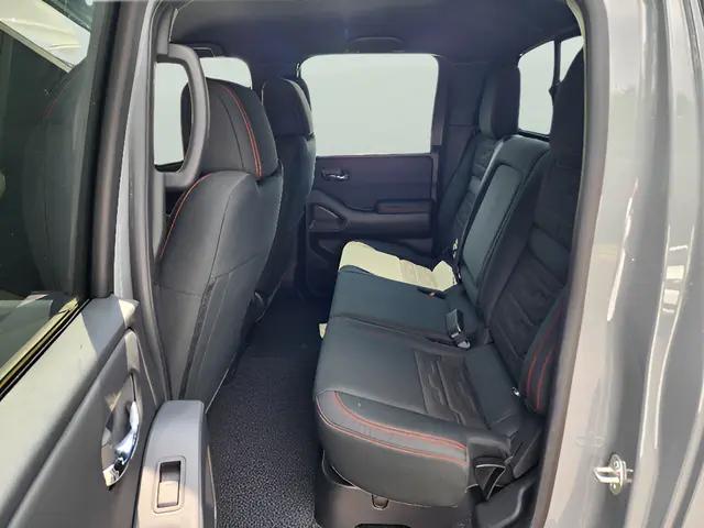 2025 Nissan Frontier Crew Cab PRO-4X 4x4