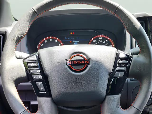 2025 Nissan Frontier Crew Cab PRO-4X 4x4