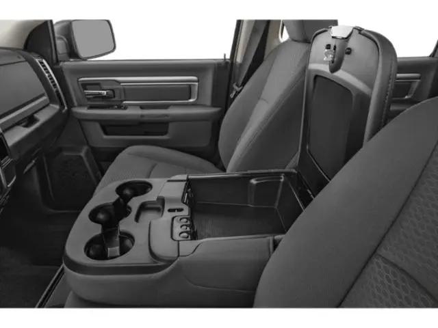 2023 Ram 1500 Classic SLT Crew Cab 4x2 5'7" Box