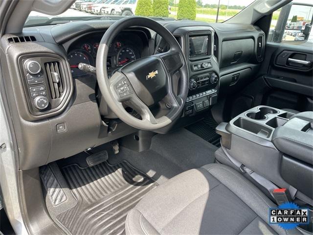2024 Chevrolet Silverado 2500HD 4WD Crew Cab Standard Bed Custom