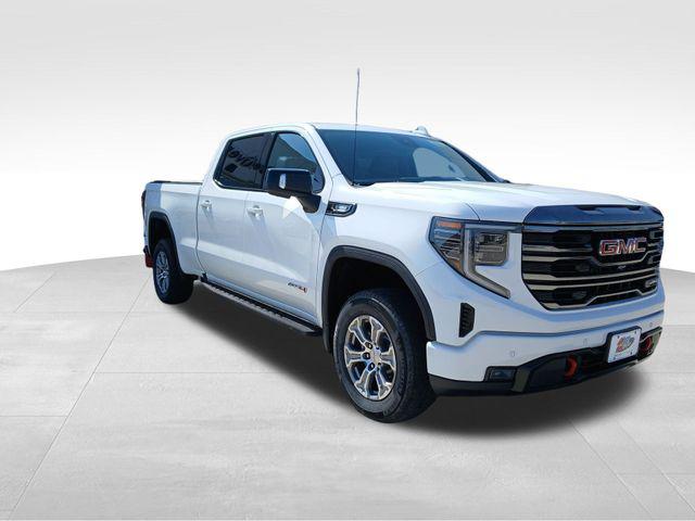 2023 GMC Sierra 1500 4WD Crew Cab Standard Box AT4