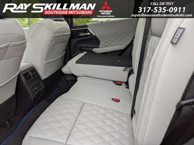 2025 Mitsubishi Outlander PHEV PLATINUM EDITION S-AWC