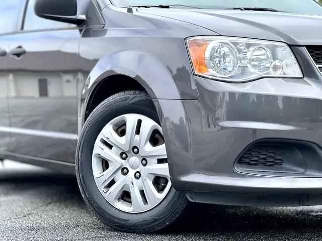 2020 Dodge Grand Caravan SE