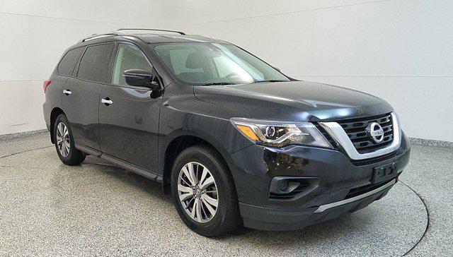 2019 Nissan Pathfinder S