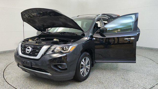 2019 Nissan Pathfinder S