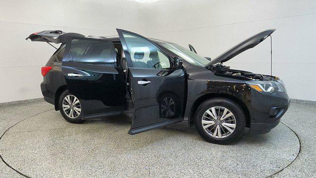 2019 Nissan Pathfinder S