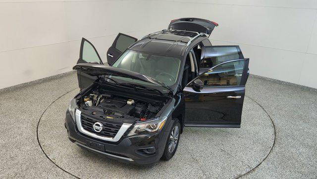 2019 Nissan Pathfinder S
