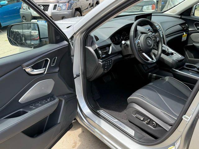 2025 Acura RDX Advance Package