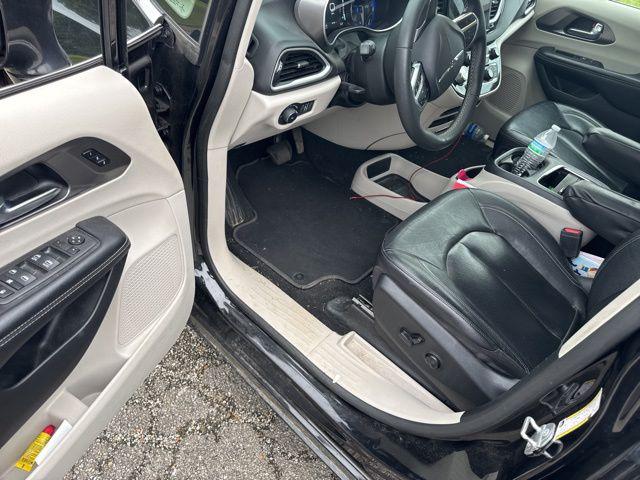 Used 2022 Chrysler Pacifica For Sale in Millington, TN