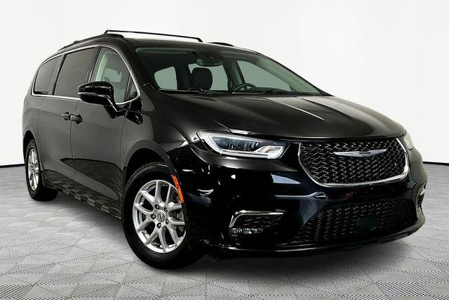Used 2022 Chrysler Pacifica For Sale in Olive Branch, MS