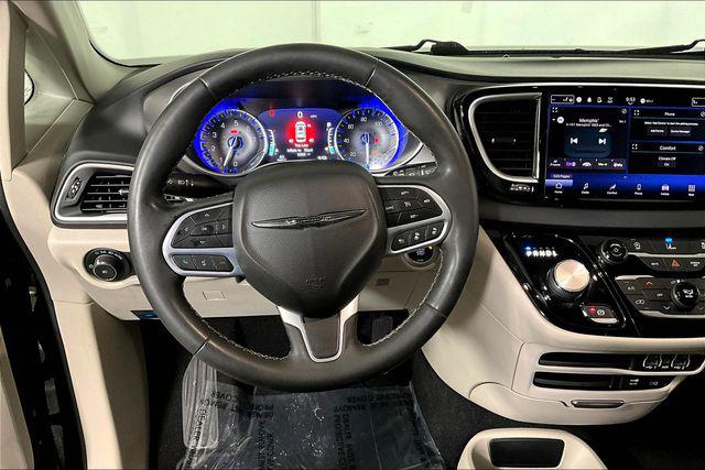 Used 2022 Chrysler Pacifica For Sale in Olive Branch, MS