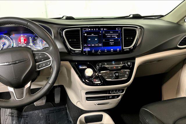 Used 2022 Chrysler Pacifica For Sale in Olive Branch, MS