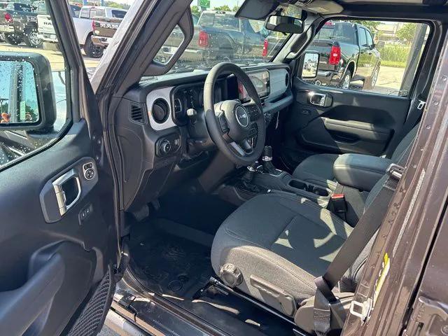 2025 Jeep Wrangler 4-Door Willys 4x4