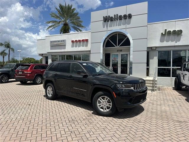 2025 Jeep Grand Cherokee GRAND CHEROKEE LAREDO 4X2