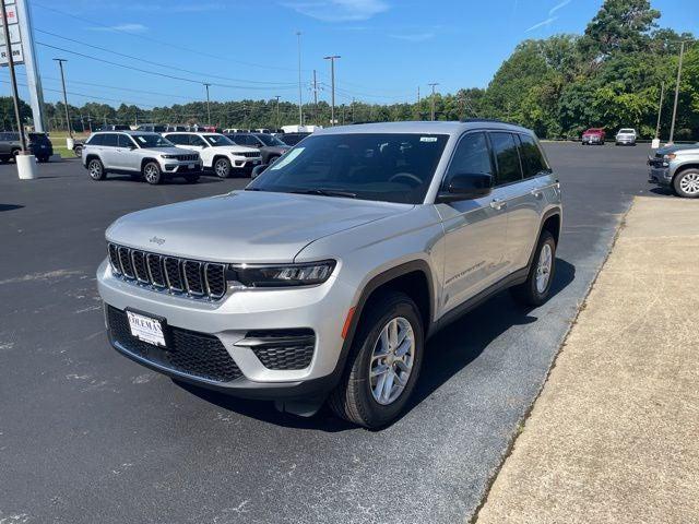 2025 Jeep Grand Cherokee GRAND CHEROKEE LAREDO X 4X2