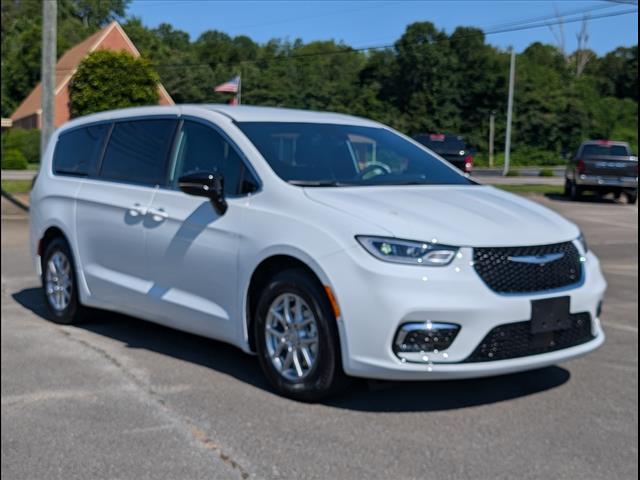 2025 Chrysler Pacifica PACIFICA SELECT