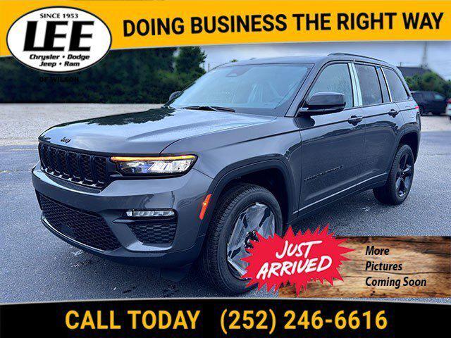 2025 Jeep Grand Cherokee GRAND CHEROKEE LIMITED 4X4