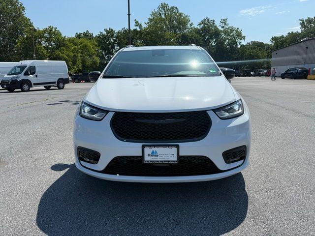 2025 Chrysler Pacifica PACIFICA LIMITED