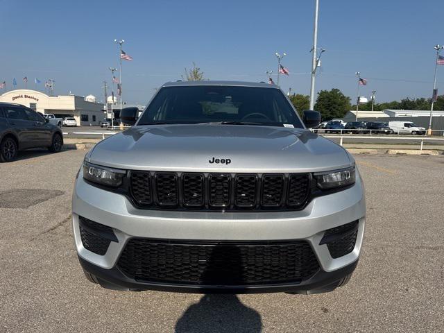 2025 Jeep Grand Cherokee GRAND CHEROKEE ALTITUDE 4X2