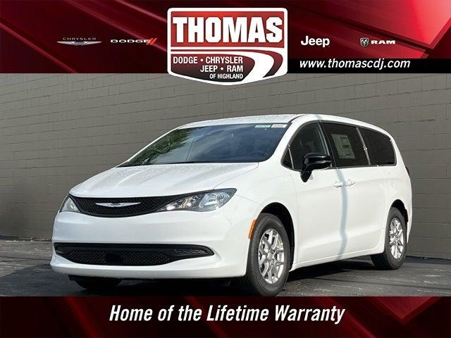 2025 Chrysler Voyager VOYAGER LX