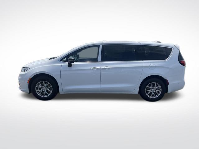 2025 Chrysler Pacifica PACIFICA SELECT