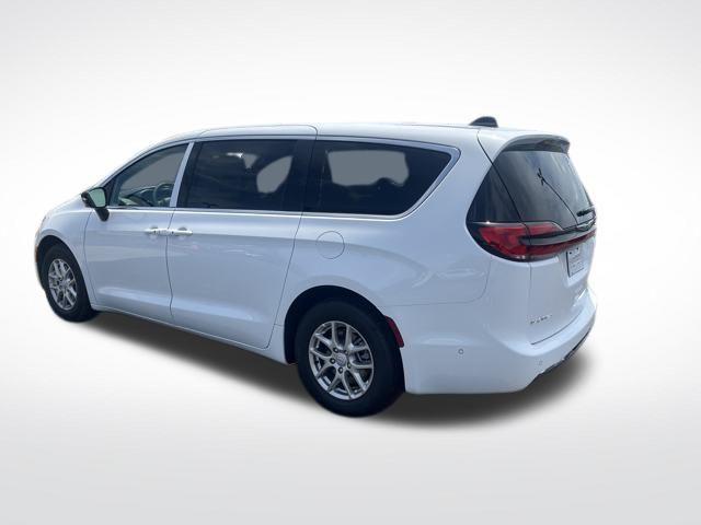 2025 Chrysler Pacifica PACIFICA SELECT
