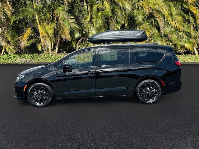 2025 Chrysler Pacifica PACIFICA SELECT