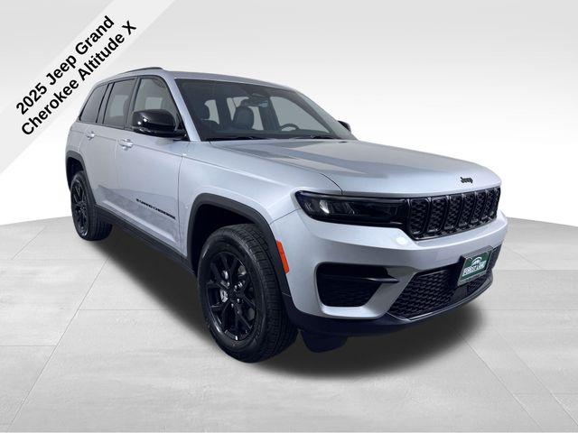 2025 Jeep Grand Cherokee GRAND CHEROKEE ALTITUDE X 4X2