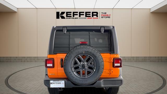 2025 Jeep Wrangler 4-Door Summit 4x4