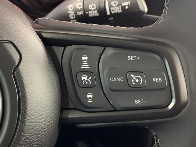 2025 Jeep Wrangler 4-Door Summit 4x4