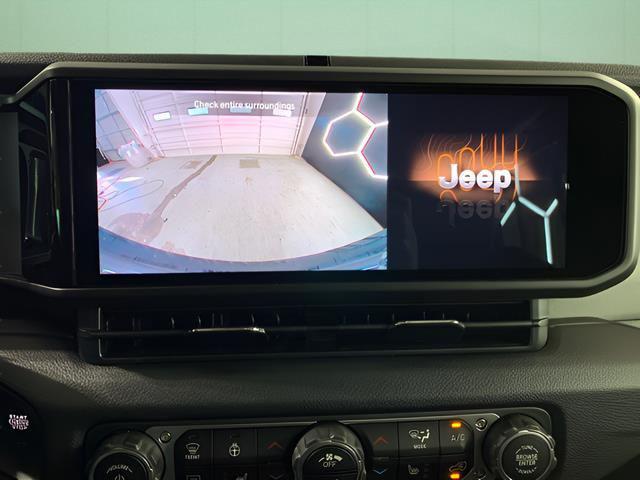 2025 Jeep Wrangler 4-Door Summit 4x4