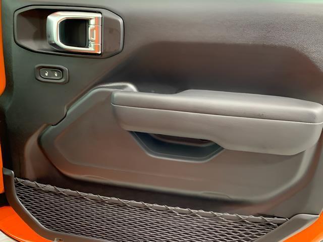 2025 Jeep Wrangler 4-Door Summit 4x4