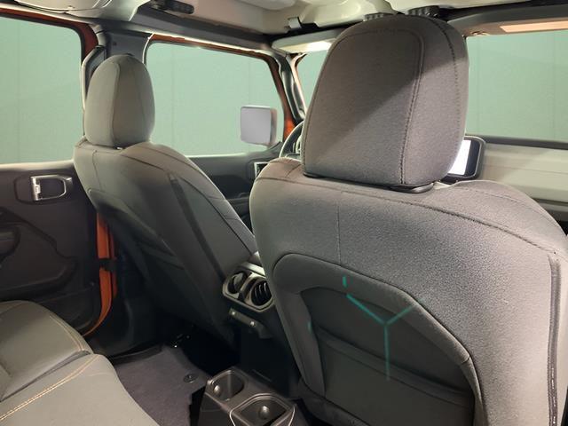 2025 Jeep Wrangler 4-Door Summit 4x4