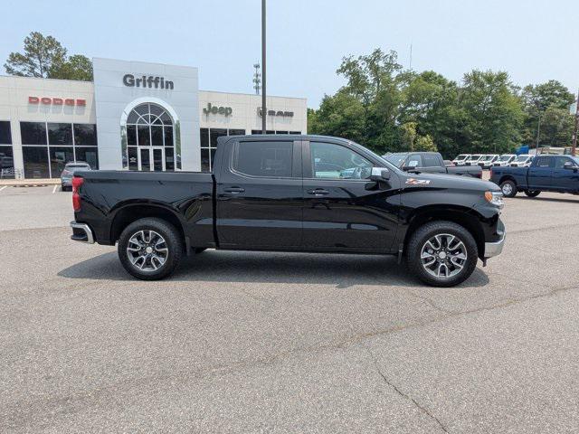 2024 Chevrolet Silverado 1500 4WD Crew Cab Short Bed LT