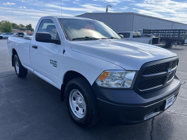 2022 RAM 1500 Classic Tradesman Regular Cab 4x4 8 Box