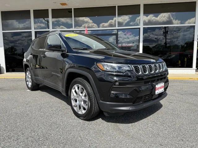 2024 Jeep Compass Latitude Lux FWD